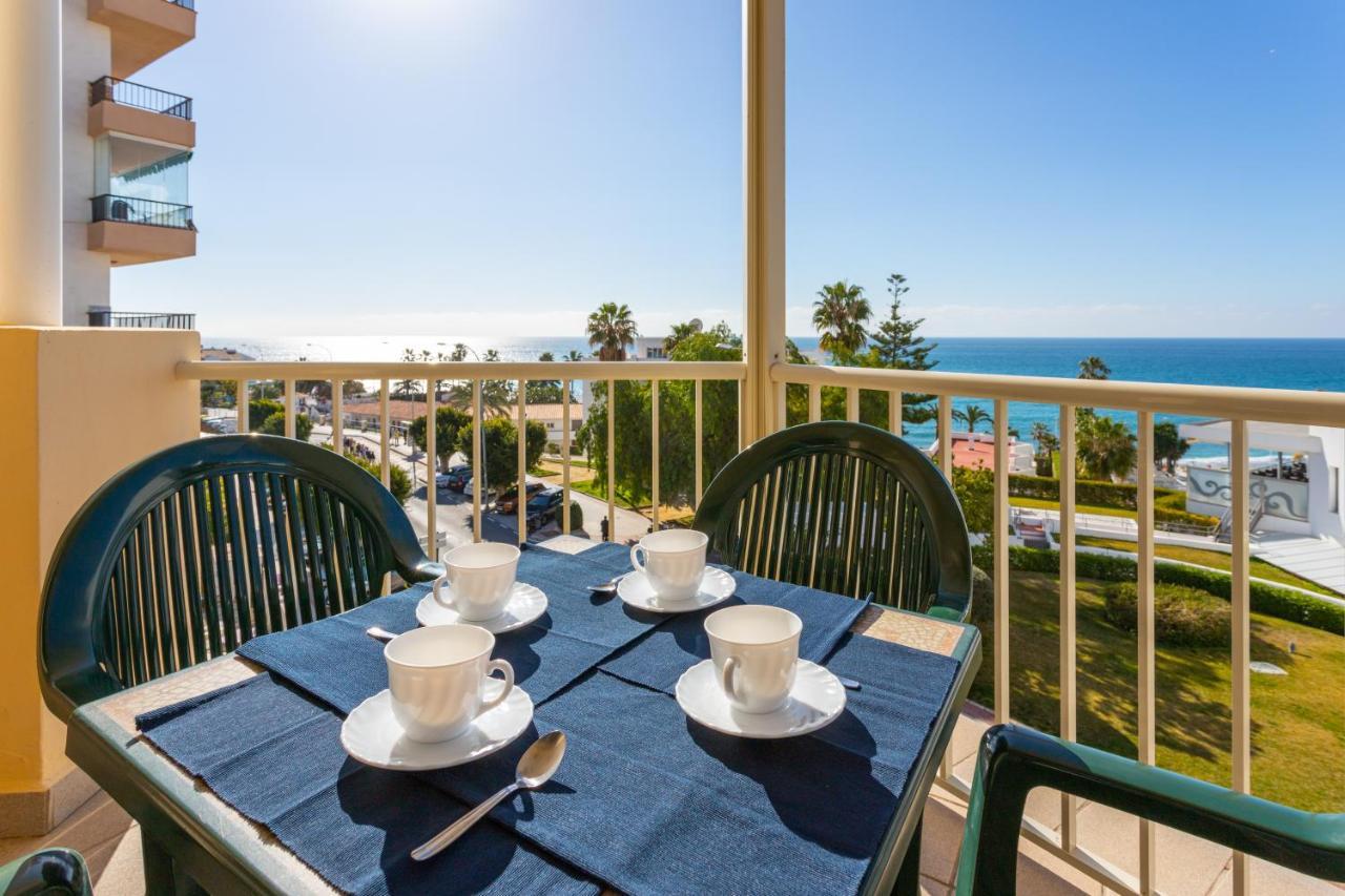 Apartamentos Andalucia Nerja Bagian luar foto
