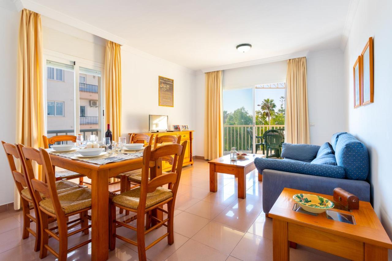 Apartamentos Andalucia Nerja Bagian luar foto