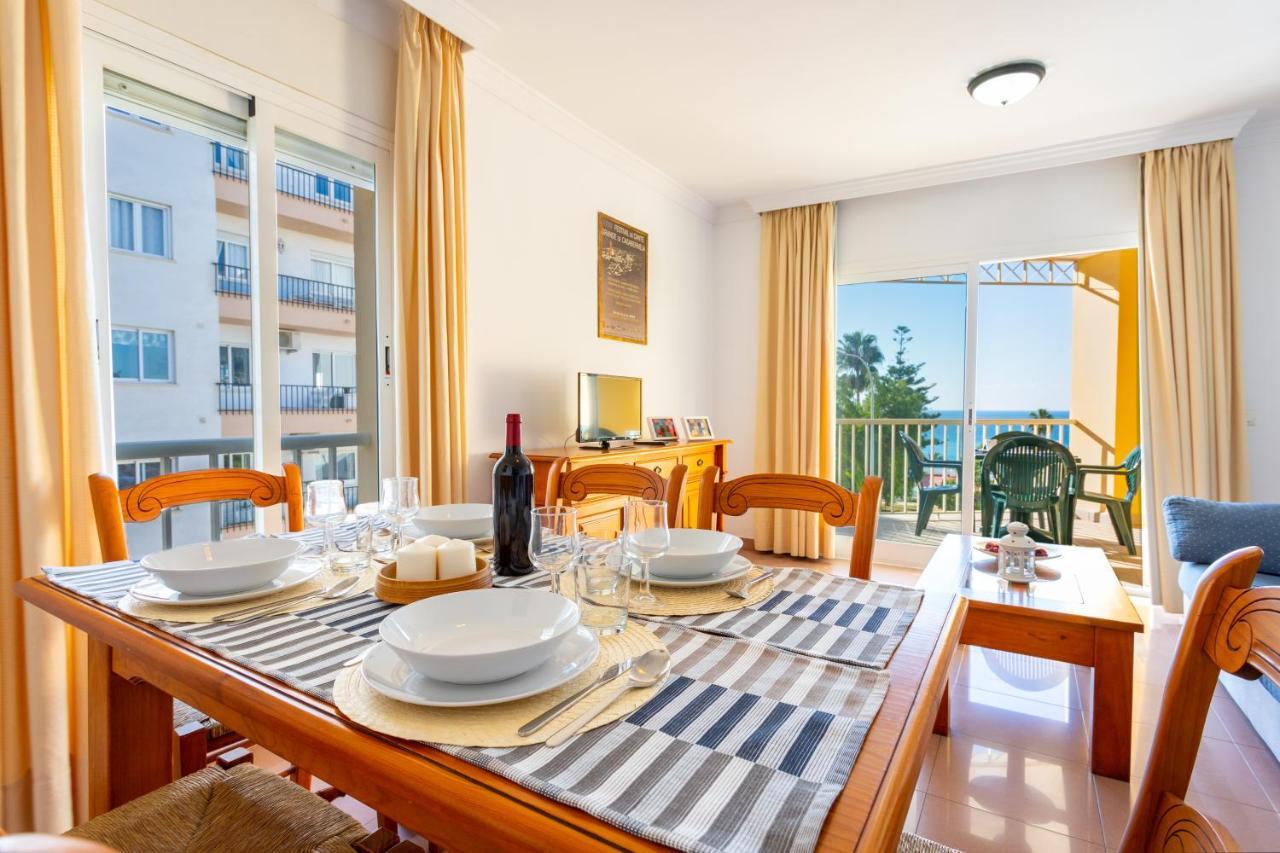 Apartamentos Andalucia Nerja Bagian luar foto