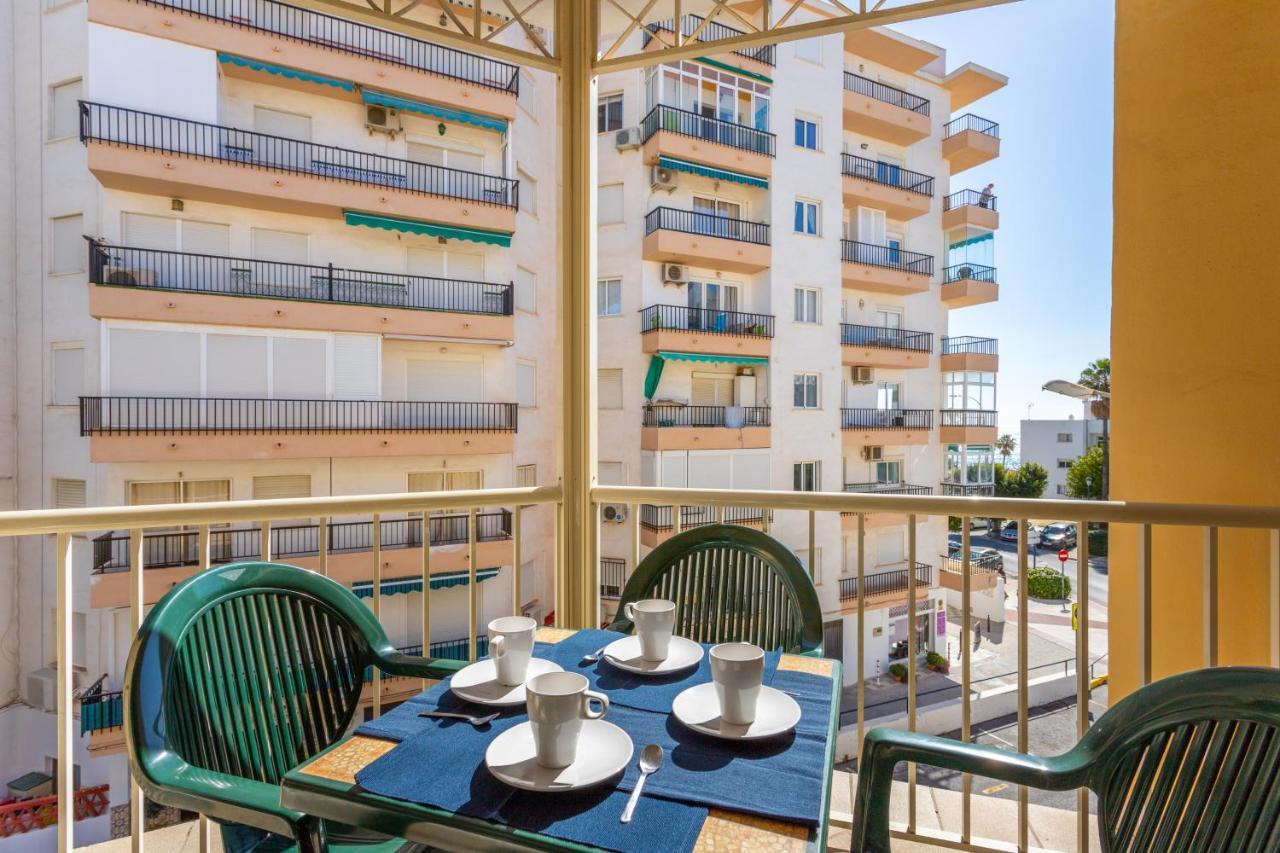 Apartamentos Andalucia Nerja Bagian luar foto