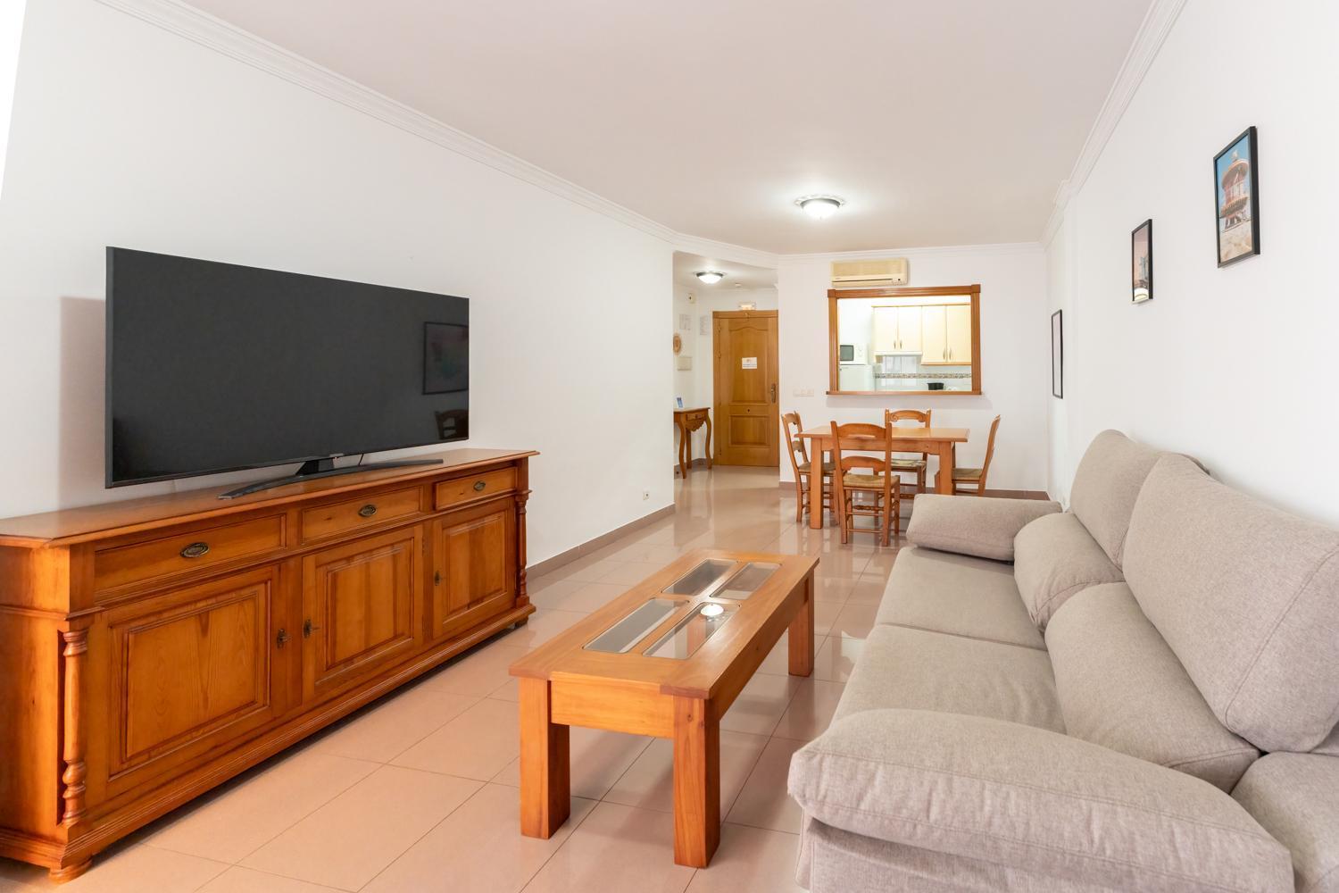 Apartamentos Andalucia Nerja Bagian luar foto