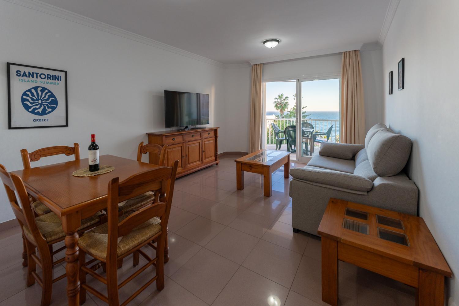 Apartamentos Andalucia Nerja Bagian luar foto